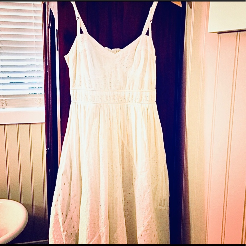 Anthropologie “Maeve” Eyelet Dress - Picture 6 of 11